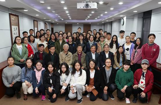 凤凰彩票-凤凰彩票平台官网
“大家名师微课堂”圆满举行