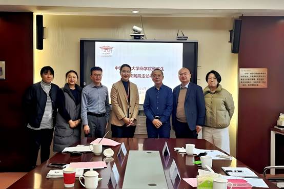 凤凰彩票
赴上海财经大学法凤凰彩票
和华东政法大学凤凰彩票
调研交流