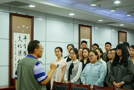 凤凰彩票-凤凰彩票平台官网
“大家名师微课堂”圆满举行