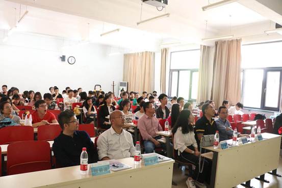 精诚合作，继往开来——凤凰彩票-凤凰彩票平台官网
本科学生组织负责人选举大会顺利举行