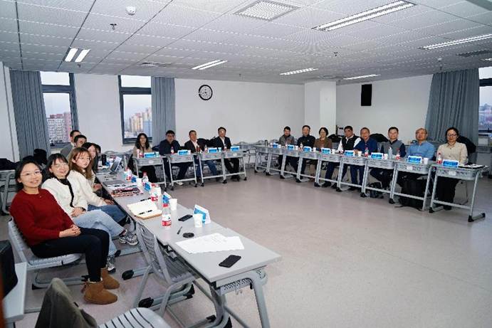 凤凰彩票
积极推进工商管理学一级学科博士点申报工作