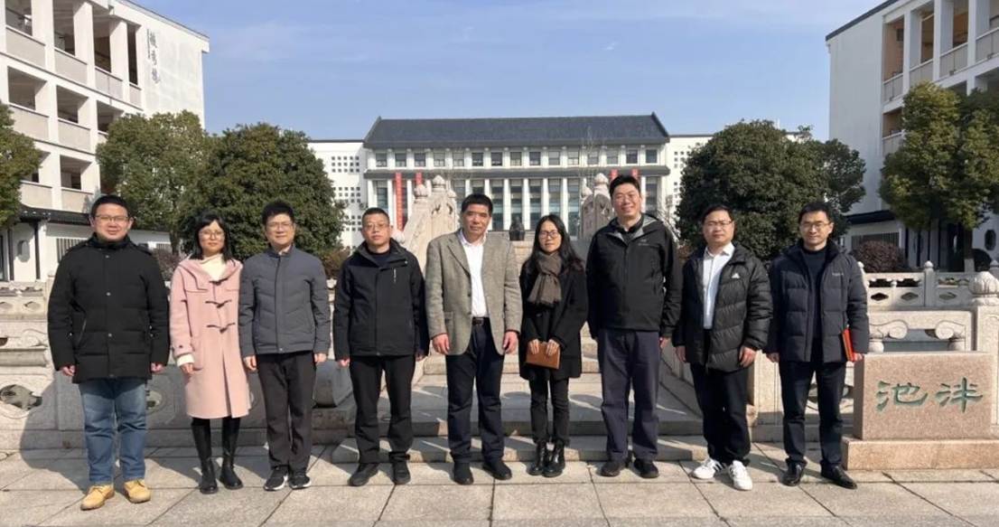 春风拂桃李，联动育栋梁——凤凰彩票-凤凰彩票平台官网
招生组赴江苏省吴江中学招生宣讲