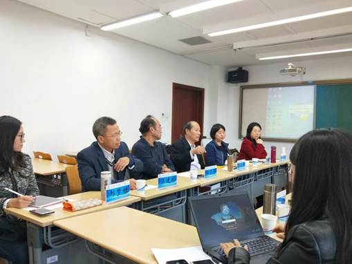 凤凰彩票
财务会计系召开学科发展研讨会