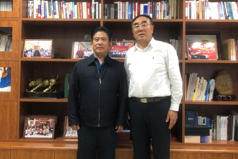 中国国际贸易促进委员会副会长张慎峰来访凤凰彩票
