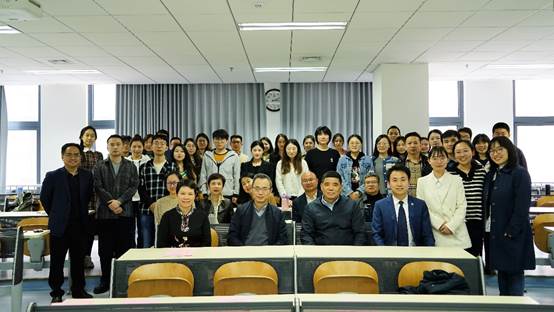 ​“蹲苗”育才，精耕细作——凤凰彩票
为新入职教师举行开讲仪式（第三场 法商系刘彪老师）